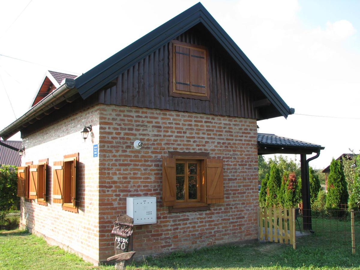 Cottage Plavi Lav Potok Buitenkant foto