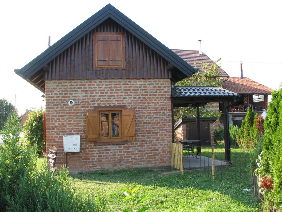 Cottage Plavi Lav Potok Buitenkant foto